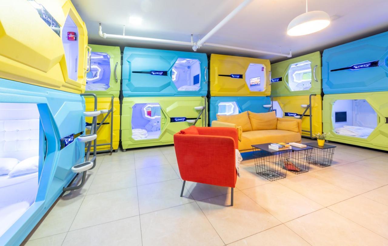 Capsule Inn Yerusalem Bagian luar foto