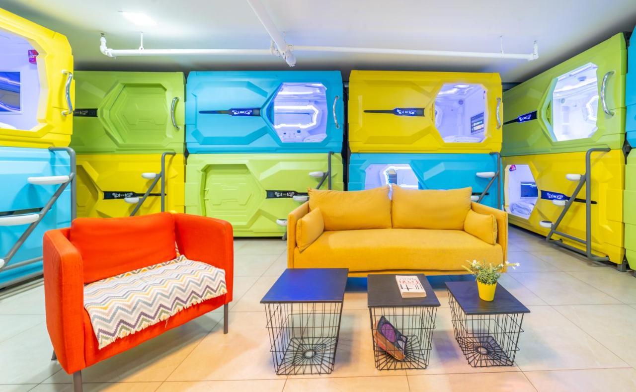 Capsule Inn Yerusalem Bagian luar foto